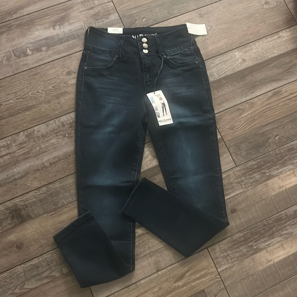 Wallflower skinny high rise